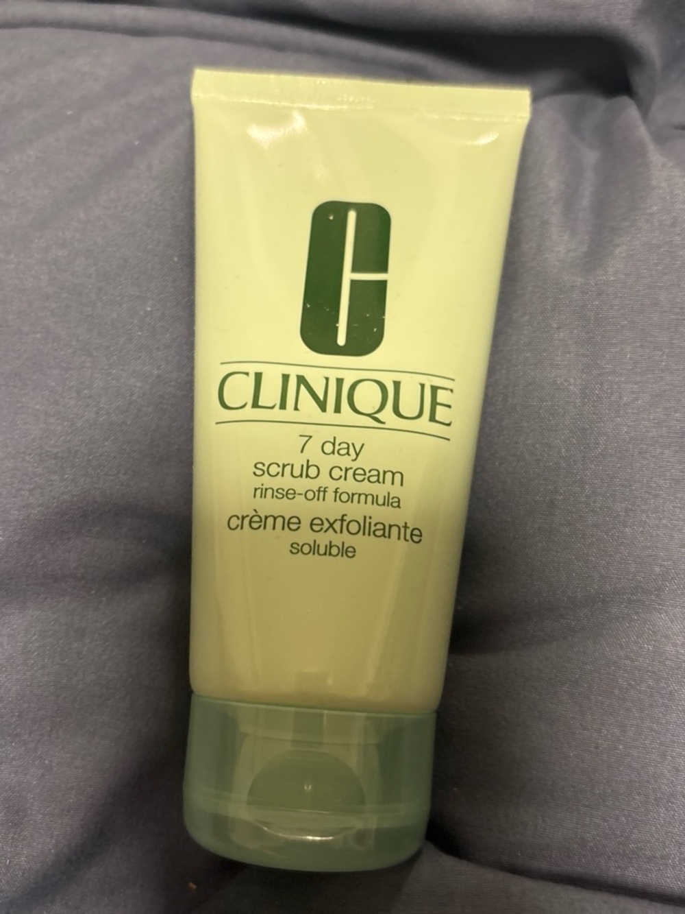 Clinique 7 Day Scrub Cream - Gentle Exfoliating Face Scrub (Light Green)